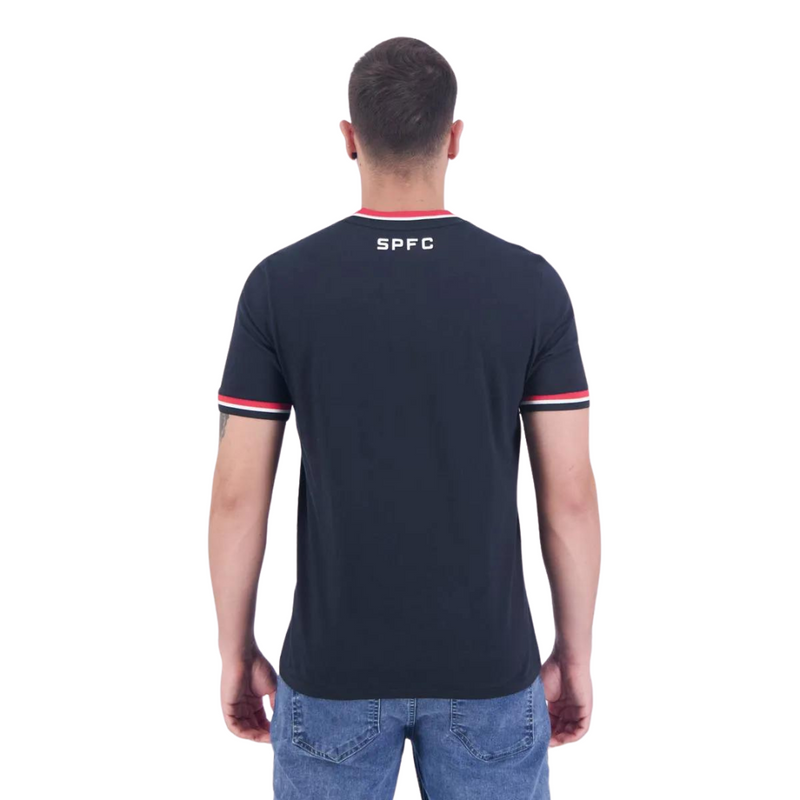 Camiseta Retrô Preta